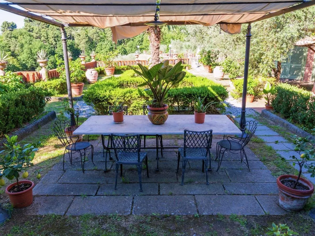 Holiday home Belvilla By Oyo Nice Farmhouse With Sauna Jacuzzi Pieve a Nievole Italy