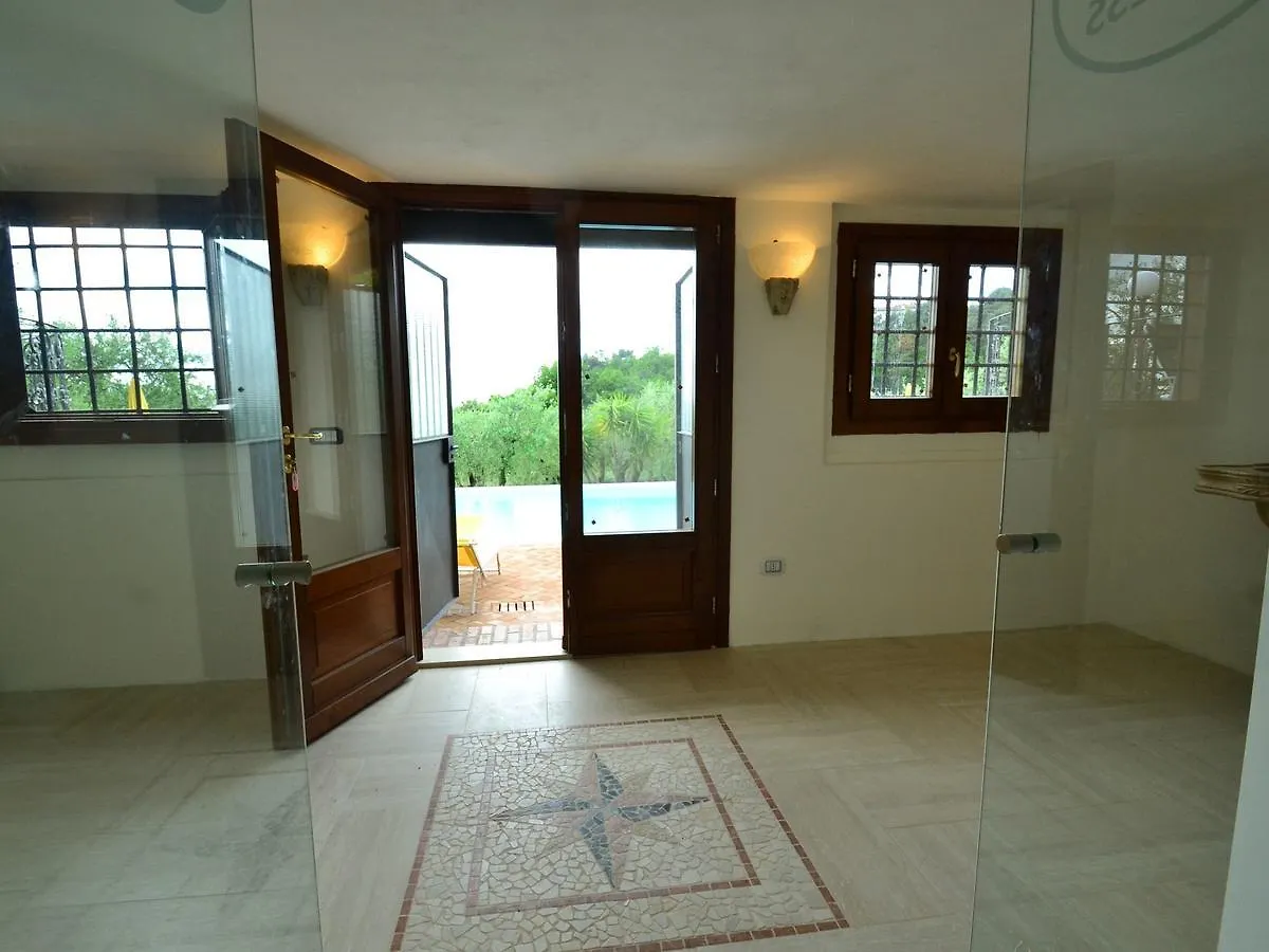 Holiday home Belvilla By Oyo Nice Farmhouse With Sauna Jacuzzi Pieve a Nievole